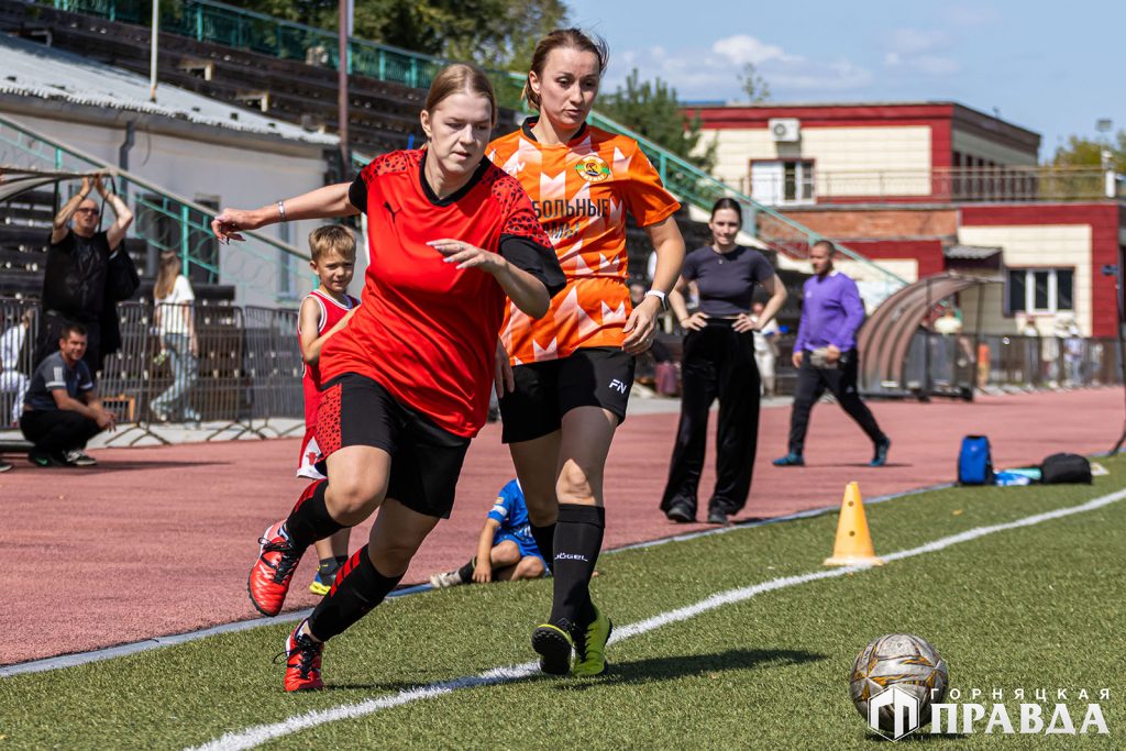 Стали известны имена чемпионов 37-го традиционного турнира по мини-футболу на призы главы Коркинского округа и газеты «Горняцкая правда»