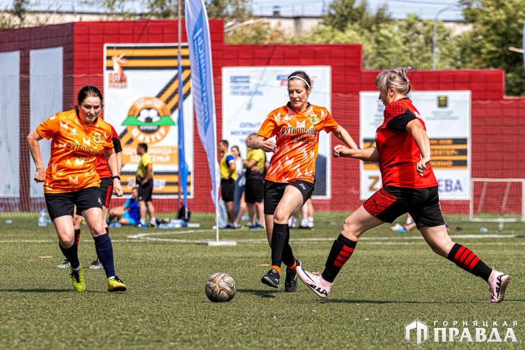 Стали известны имена чемпионов 37-го традиционного турнира по мини-футболу на призы главы Коркинского округа и газеты «Горняцкая правда»