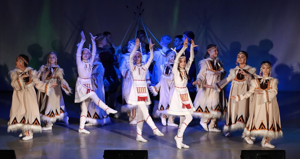 Коркинцы выставкой и концертом отметили День народного единства Коркинцы выставкой и концертом отметили День народного единства