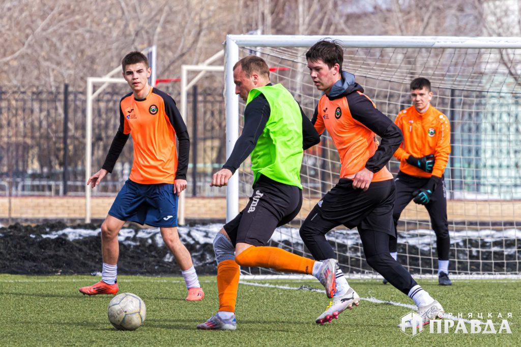 «Зимний мяч России 2026» завершился победой команды Томинского ГОКа!