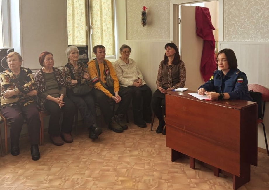 Прокуратура города провела приём граждан в общественных организациях Коркинского округа