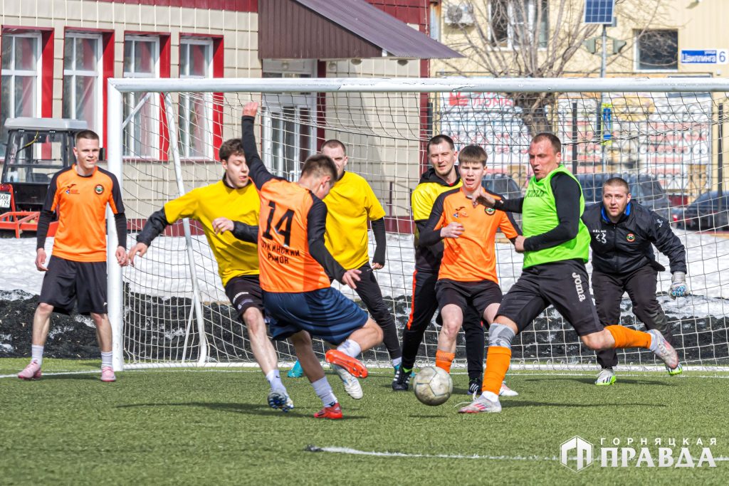 «Зимний мяч России 2026» завершился победой команды Томинского ГОКа!