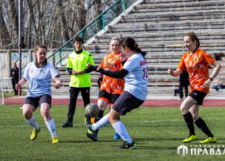 На Кубке коркинской весны наградили все одиннадцать команд На Кубке коркинской весны наградили все одиннадцать команд
