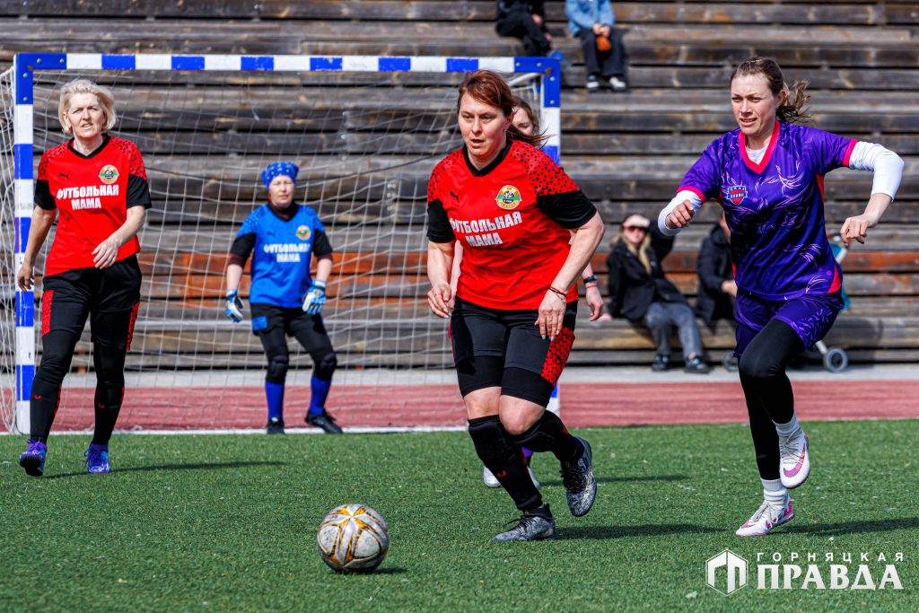 На Кубке коркинской весны наградили все одиннадцать команд